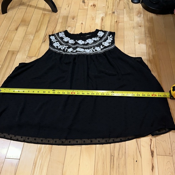 BNWT Torrid Blouse - Picture 5 of 8